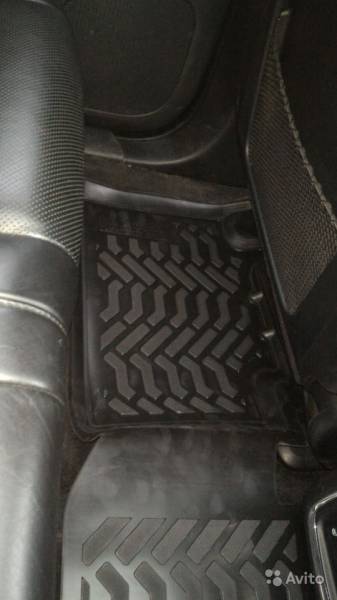 Резиновые коврики в салон Jeep Grand Cherokee IV WK 2 (Джип Гранд Чероки 4 ВК) (2010-) с бортиком